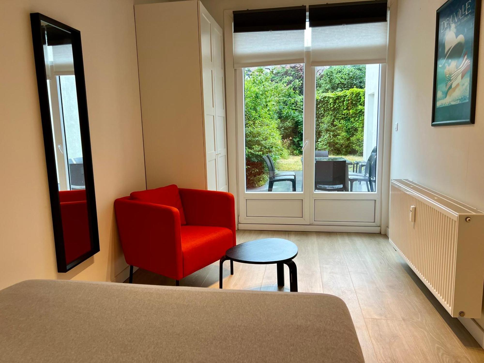 Apartment 2 Bedroom With Garden Close To Station *