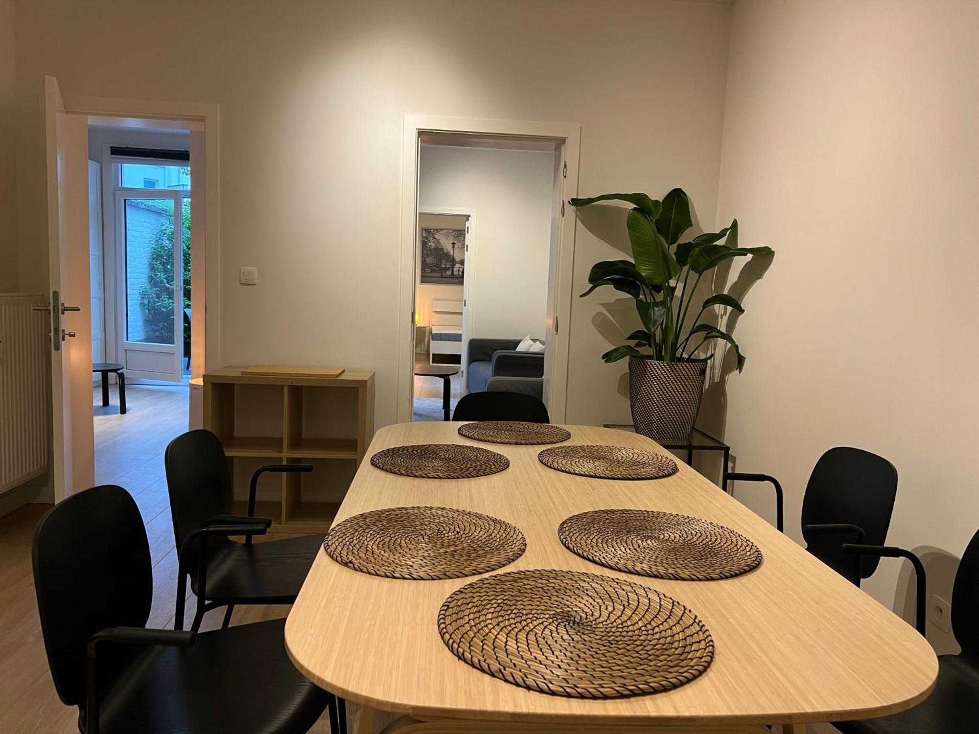 2 Bedroom With Garden Close To Station * Ghent